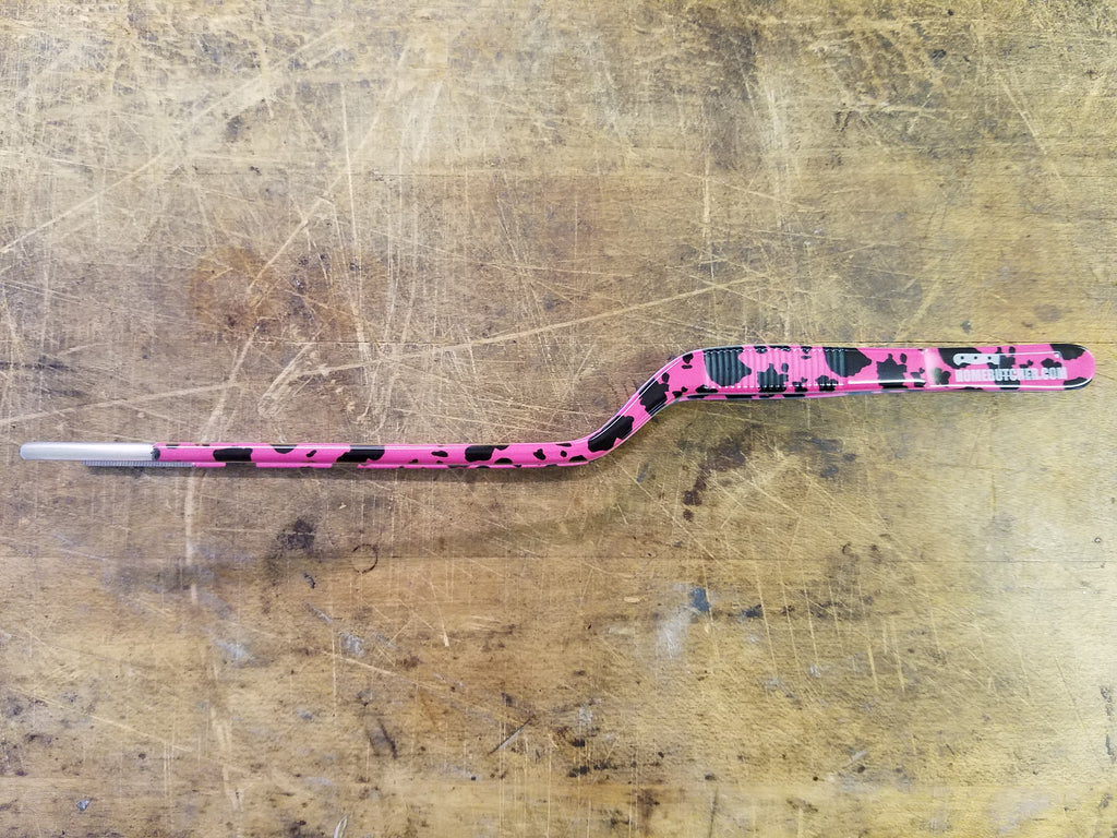 Homebutcher Pink Camo Offset Fine Tip Tweezer