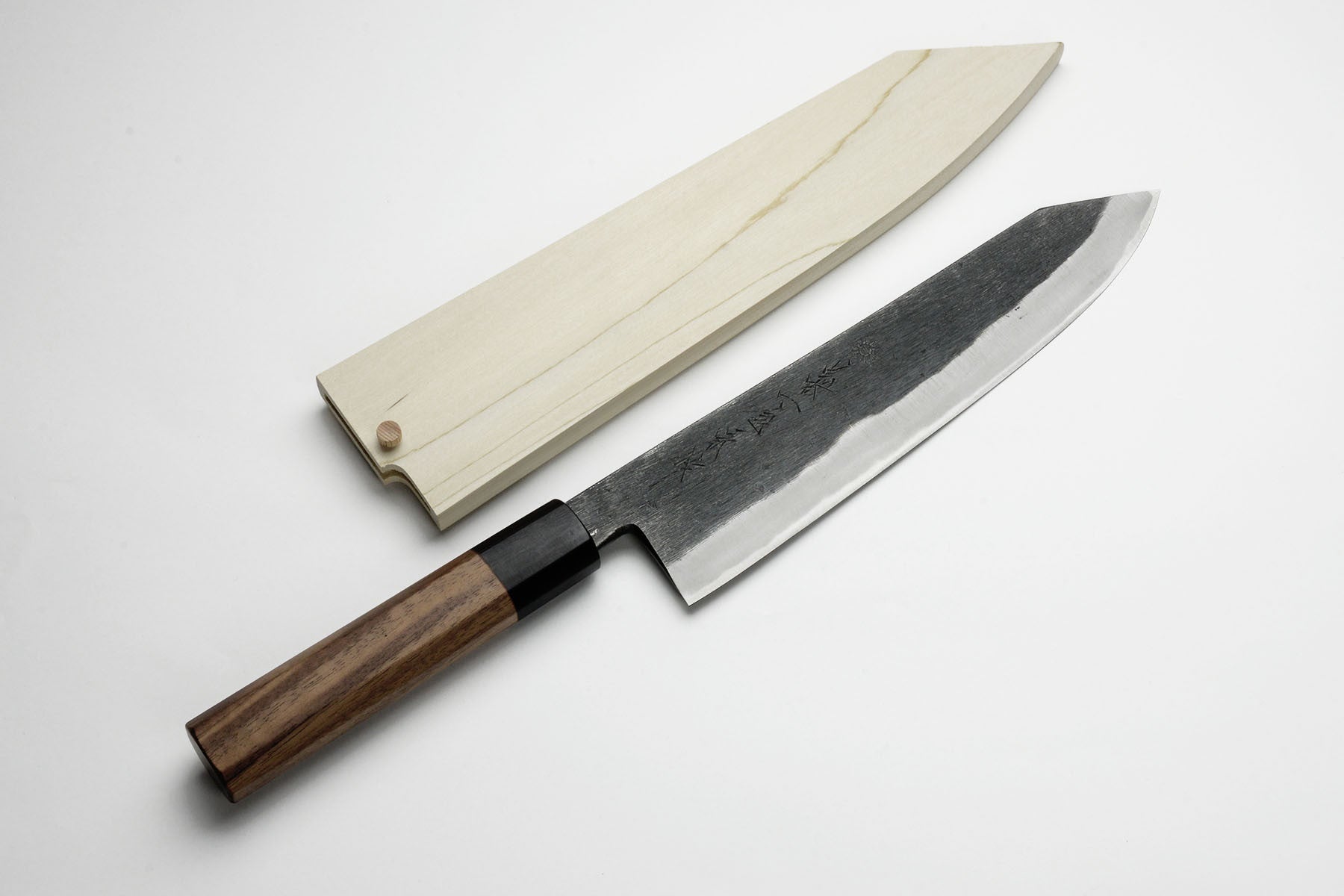 Kikubari (きくばり) Japanese Style Carbon Steel Knife – Knife out